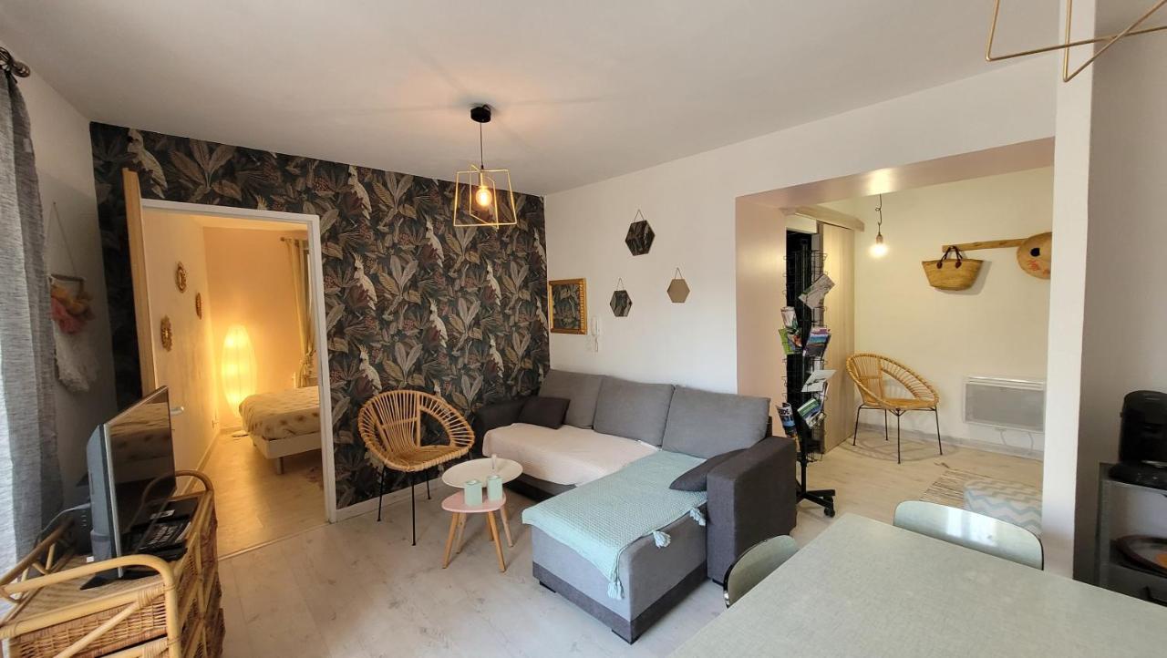 Vintage Apartment LʼIsle-sur-la-Sorgue