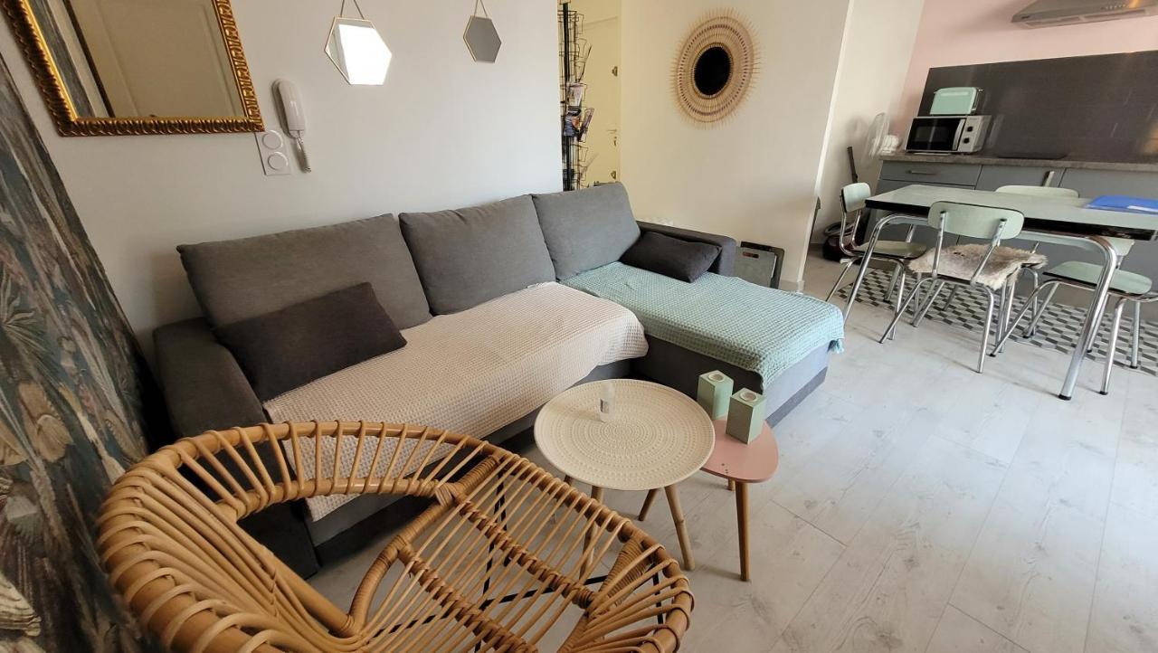 Vintage Apartment *